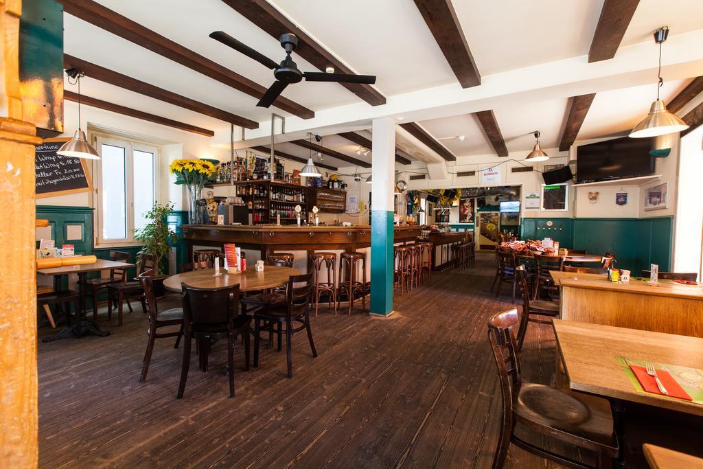 אינטרלאקן Happy Inn Lodge מראה חיצוני תמונה